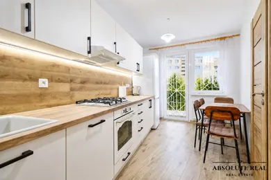 Byty na prenájom 3-izbový, Bratislava-Karlova Ves · €880