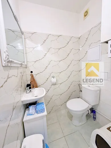 Na predaj 2-izbový byt, 50 m², Nové Mesto nad Váhom, Lieskovská