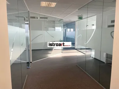 Lokale komercyjne na wynajem, Bratislava-Rača · €1314