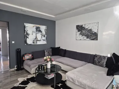 Eladó lakások, 3-szobás, Zlaté Moravce · €125 000