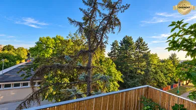 Na predaj 3-izbový byt, 70 m², Pezinok, Za hradbami