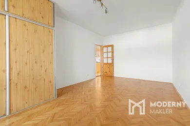 Na predaj 3-izbový byt, 72 m², Martin, Budovateľov