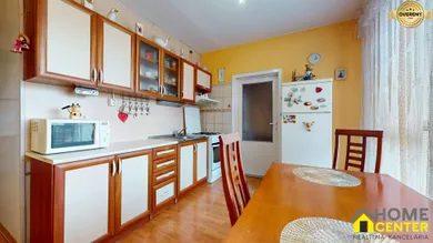 Na predaj 3-izbový byt, 72 m², Komárno, Palatínova ul.
