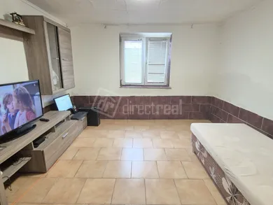 Na predaj dom, 100 m², Tomášikovo, 92504