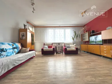 Mieszkania na sprzedaż, 3-pokojowe, Martin · €138 000