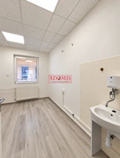 Na prenájom objekt, 9 m², Košice-Staré Mesto, Rooseveltova