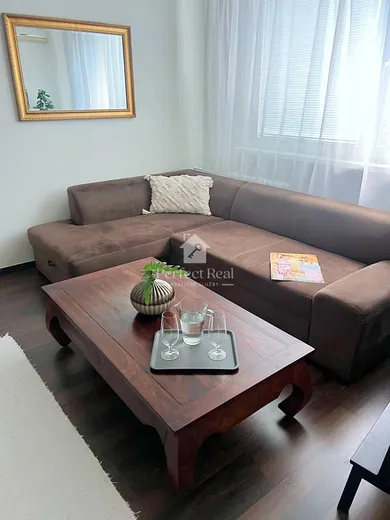 Na prenájom 3-izbový byt, 70 m², Bratislava-Petržalka, Mlynarovičova