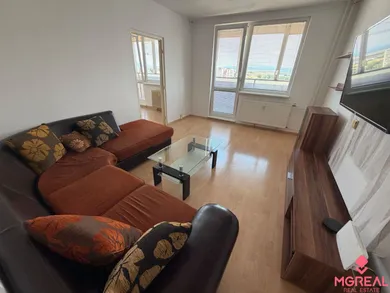 Mieszkania na sprzedaż, 3-pokojowe, Topoľčany · €149 000