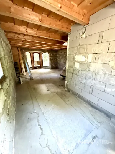 Na predaj 4-izbový rekreačný dom, 550 m², Banská Štiavnica