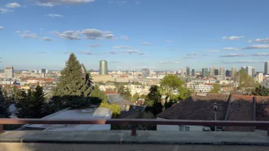 Na predaj 6-izbový dom, 313 m², Bratislava-Staré Mesto