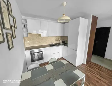 Na prenájom 2-izbový byt, 40 m², Bratislava-Karlova Ves, Staré grunty