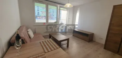 Byty na prenájom 1-izbový, Bratislava-Rača · €530