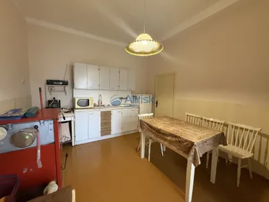 Na predaj dom, 150 m², Žihárec