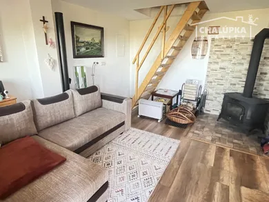 Na predaj 2-izbový rekreačný dom, 54 m², Beckov