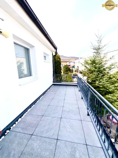 Na predaj 4-izbový dom, 254 m², Nitra, Vansovej
