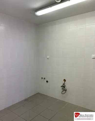 Na prenájom komerčné, Bratislava-Petržalka, Kopčianska