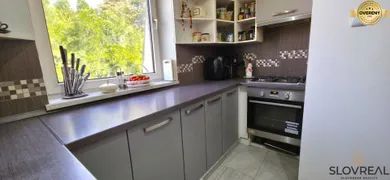 Na predaj 5-izbový dom, 300 m², Handlová
