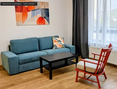 Na prenájom 3-izbový byt, 72 m², Bratislava-Rača, Rudroffova