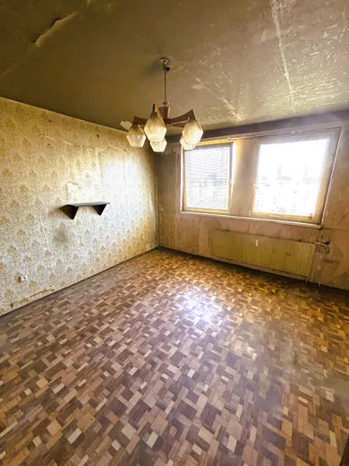 Na prenájom 1-izbový byt, 37 m², Bratislava-Petržalka, Hálova 1109/14