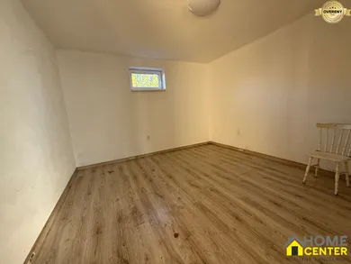 Na predaj 4-izbový dom, 134 m², Černík