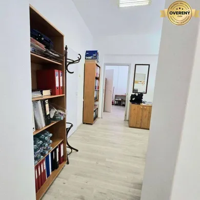 Na prenájom komerčné, 95 m², Trnava, Pri kalvárii
