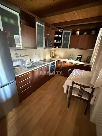 Kiadó házak, Banská Bystrica · €750