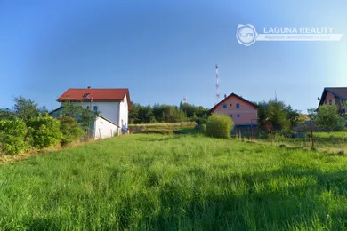 Na predaj pozemok, Dravce