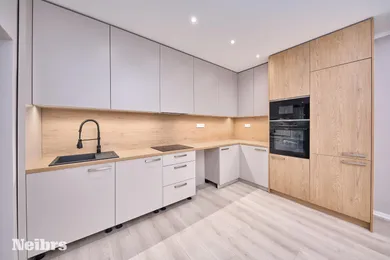 Mieszkania na sprzedaż, 2-pokojowe, Bratislava-Petržalka · €239 000