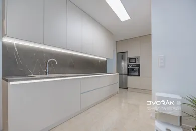 Na prenájom 3-izbový byt, 96 m², Banská Bystrica, Robotnícka 19