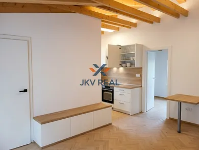 Mieszkania na wynajem, 2-pokojowe, Prešov · €650