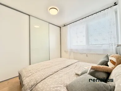 Na predaj 2-izbový byt, 38 m², Bratislava-Ružinov, Ružinovská
