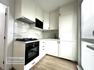 Na prenájom 2-izbový byt, 50 m², Bratislava-Rača, Pri Šajbách