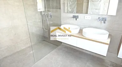 Na predaj 2-izbový byt, 67 m², Nové Zámky