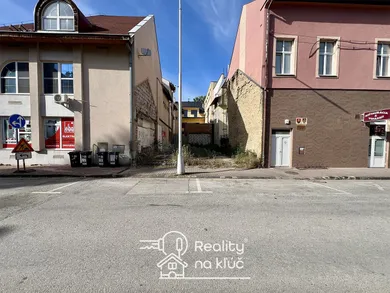 Na predaj pozemok v Nové Zámky · €180 000 · Pôvodný stav