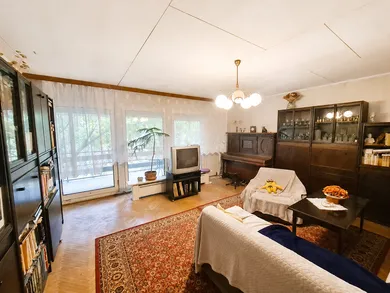 Na predaj 4-izbový dom, 120 m², Svodín