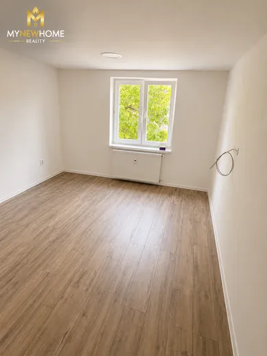 Na predaj 2-izbový byt, 54 m², Handlová, 29. augusta
