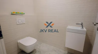 Na predaj 4-izbový byt, 71 m², Bratislava-Vrakuňa, Toplianska