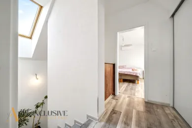 Na predaj 3-izbový dom, 117 m², Trstice