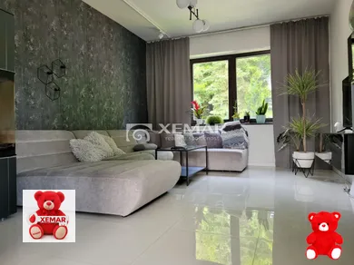Mieszkania na sprzedaż, 3-pokojowe, Banská Bystrica · €292 000