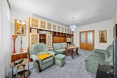 Квартиры на продажу, 3-комнатные, Bratislava-Karlova Ves · €248 000