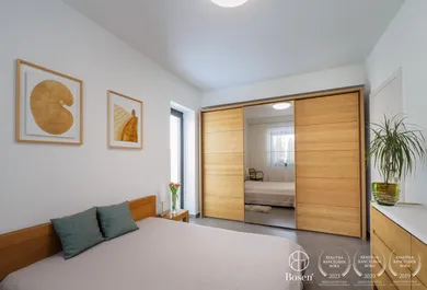 Na predaj 5-izbový dom, 108 m², Bratislava-Rača, Pri vinohradoch