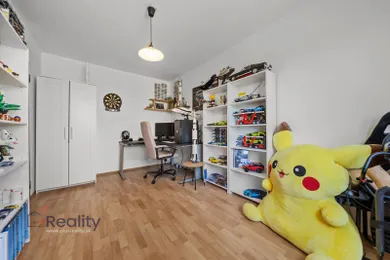 Na predaj 3-izbový byt, 83 m², Šamorín, Školská