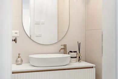Na predaj 2-izbový byt, 54 m², Piešťany, Odborárska