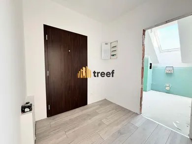 Na predaj 2-izbový byt, 50 m², Dvorníky