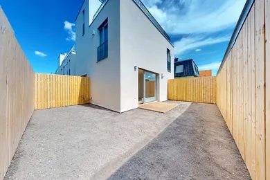 Byty na predaj 2-izbový, Bratislava-Vrakuňa · €265 000