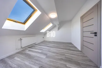 Na predaj 3-izbový byt, 86 m², Bratislava-Staré Mesto, Obchodná