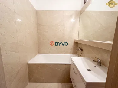 Na predaj 1-izbový byt, 38 m², Bratislava-Dúbravka, Pri kríži