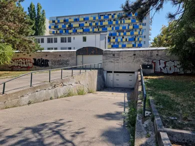 Objekty na predaj, Bratislava-Ružinov · €35 000