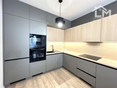 Na predaj 3-izbový byt, 75 m², Piešťany, -