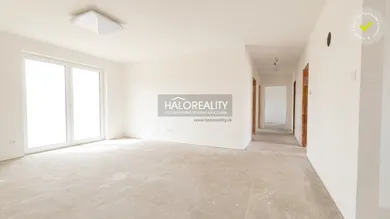 Na predaj dom, 94 m², Levice